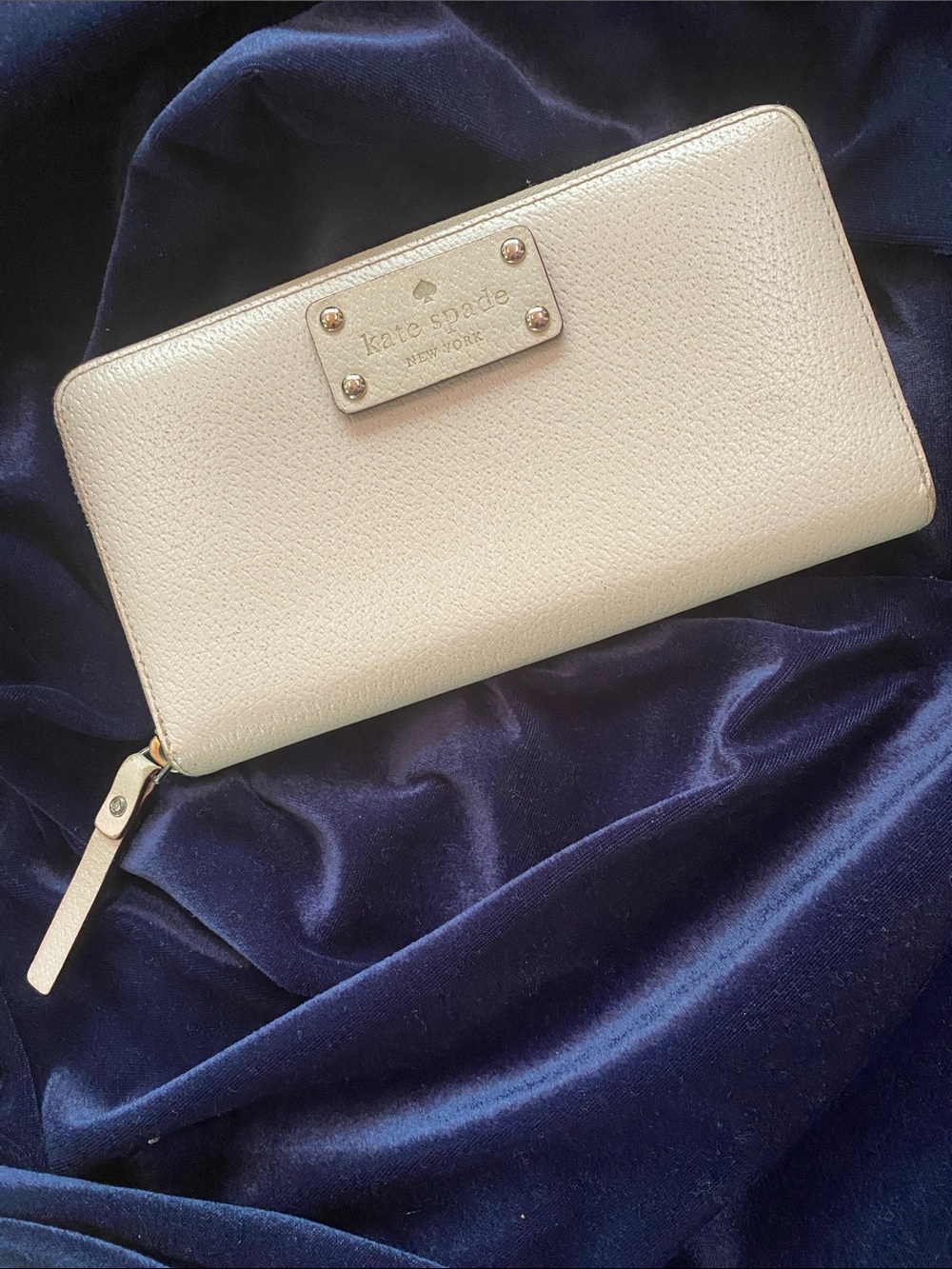kate spade cream pebbled leather zip-around clutch wallet